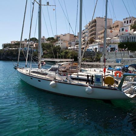 Apartamentos Llevant Cala Figuera  Bagian luar foto