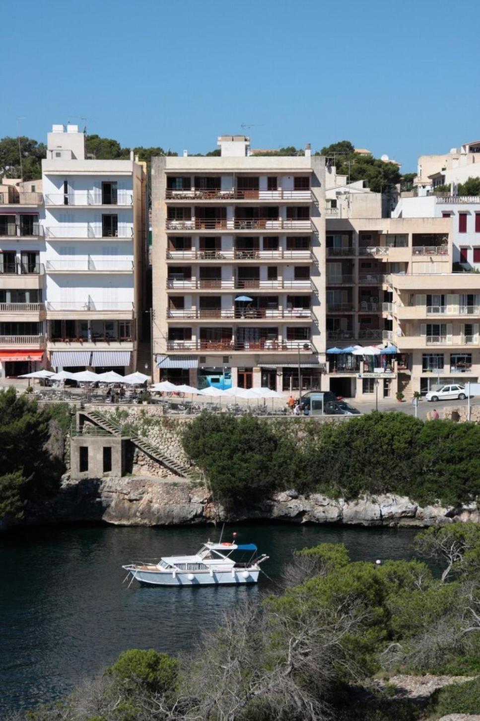 Apartamentos Llevant Cala Figuera  Bagian luar foto