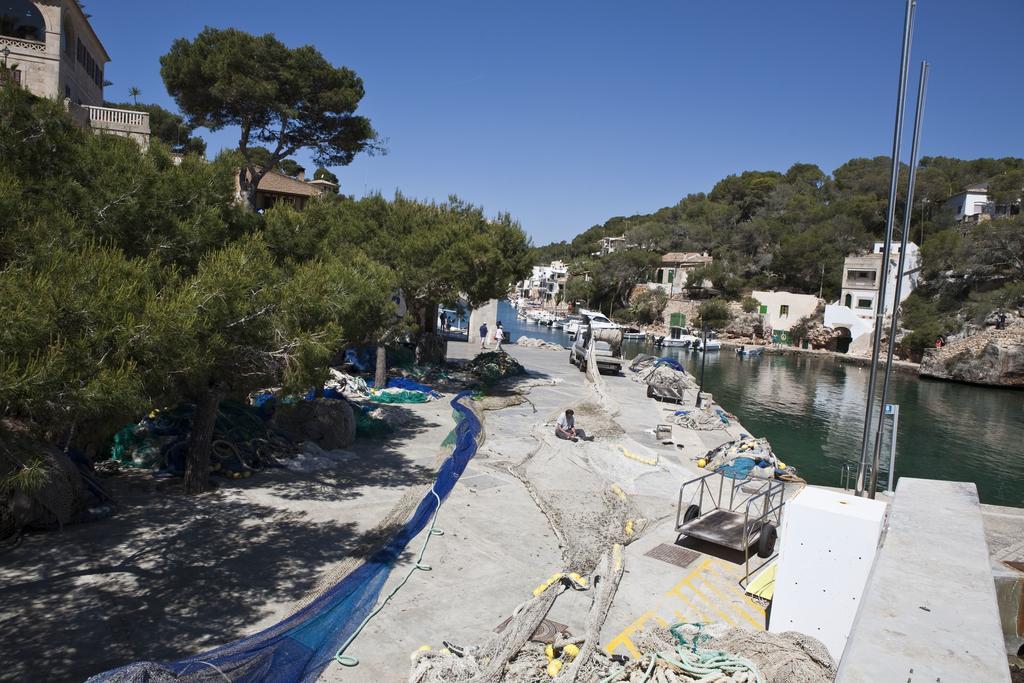 Apartamentos Llevant Cala Figuera  Bagian luar foto