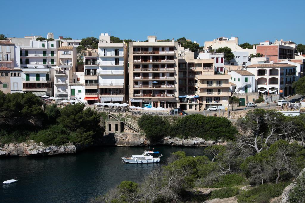 Apartamentos Llevant Cala Figuera  Bagian luar foto