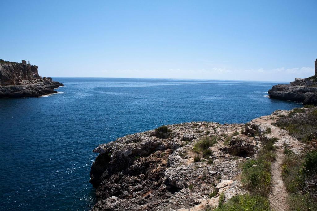 Apartamentos Llevant Cala Figuera  Ruang foto